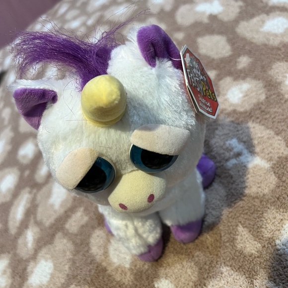 Feisty pets unicorn - Picture 4 of 4